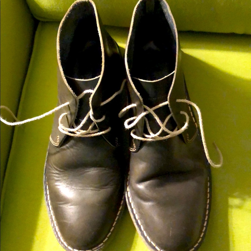Cole Hahn leather ankle boots
